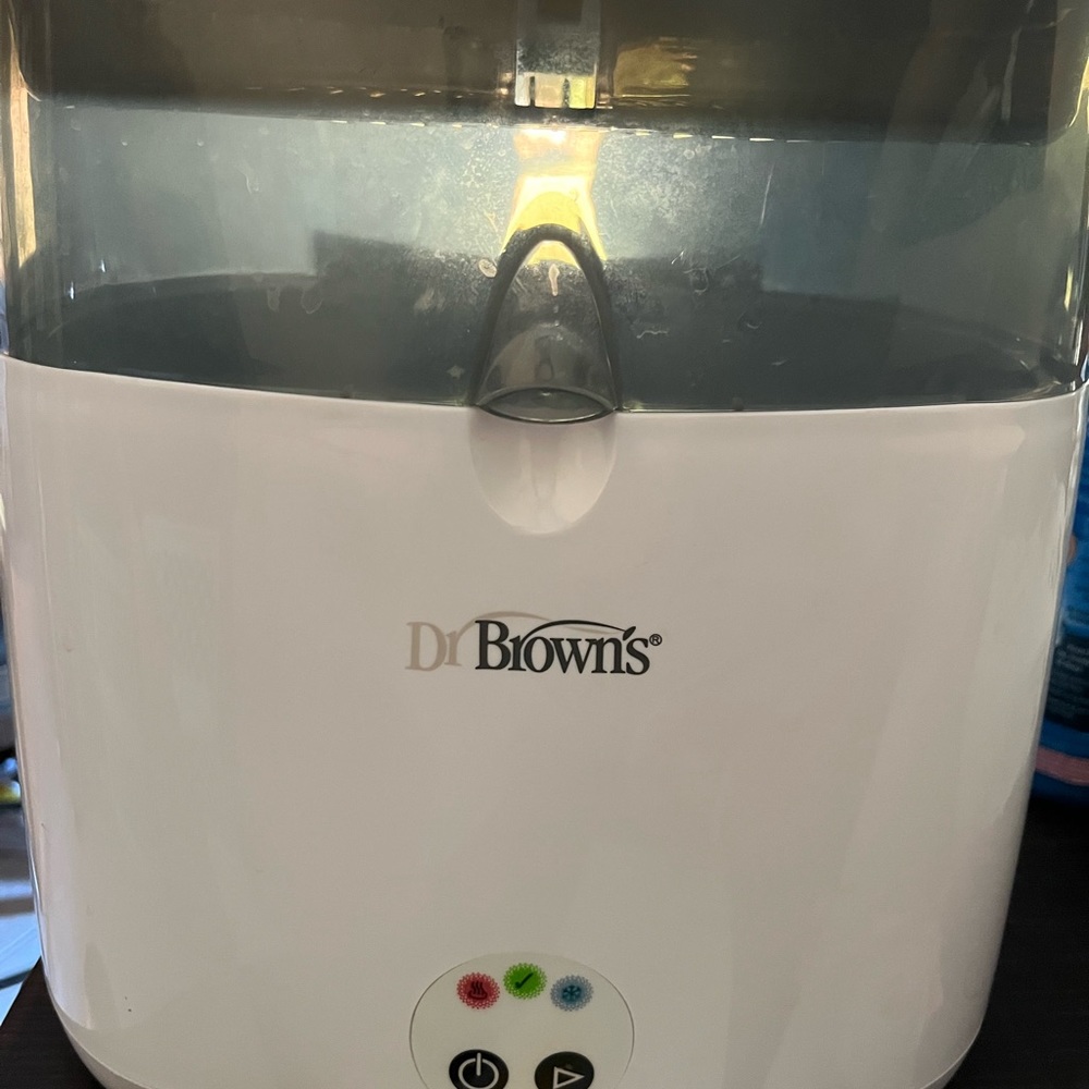 Dr. Brown’s bottle sterilizer.